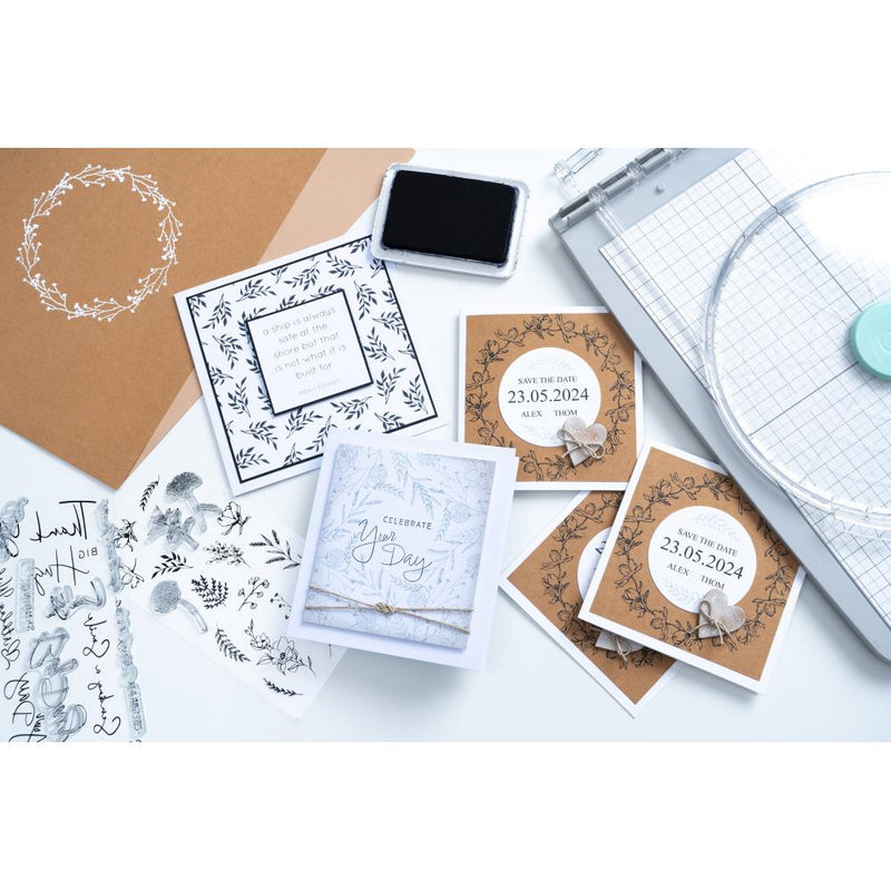 Sizzix Clear Stamps Set 17PK – Garden Botanicals, 666641 By Lisa Jones