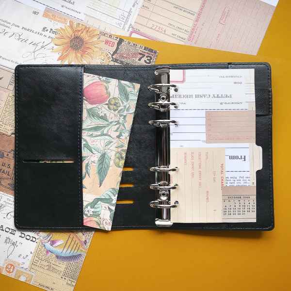 Elizabeth Craft Designs Planner Essentials - Sidekick- Vintage Black, P020